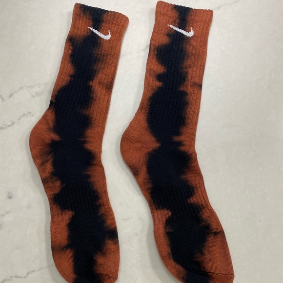 NWT Men’s Custom Reverse Tie Dye Nike Crew Socks - Picture 4 of 6